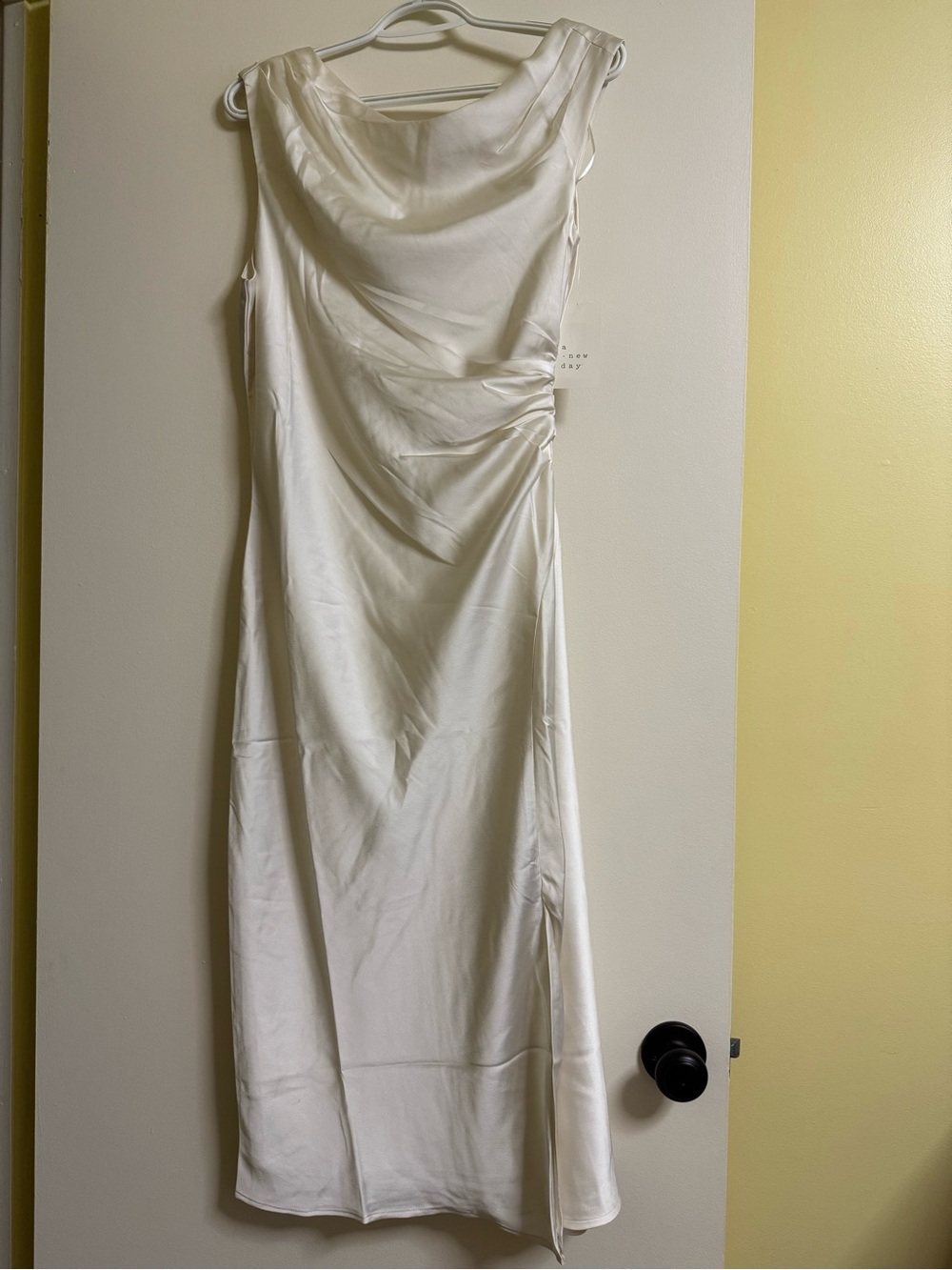 Elegant Sleeveless Cream Satin Dress